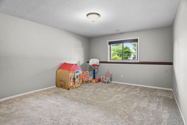 12218 Irma Place, Rogers, MN 55374