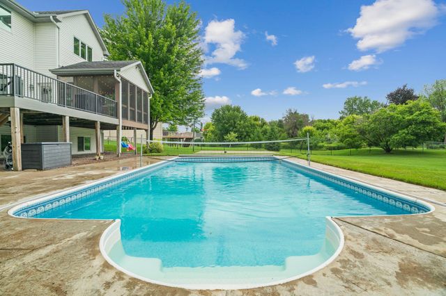 12218 Irma Place, Rogers, MN 55374
