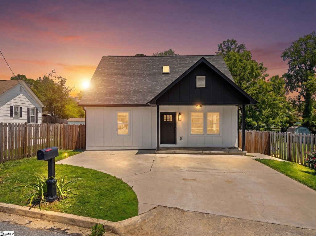 103 Clayton Street, Greer, SC 29650