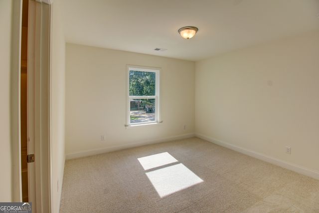 41 Woodland Road, Covington, GA 30016