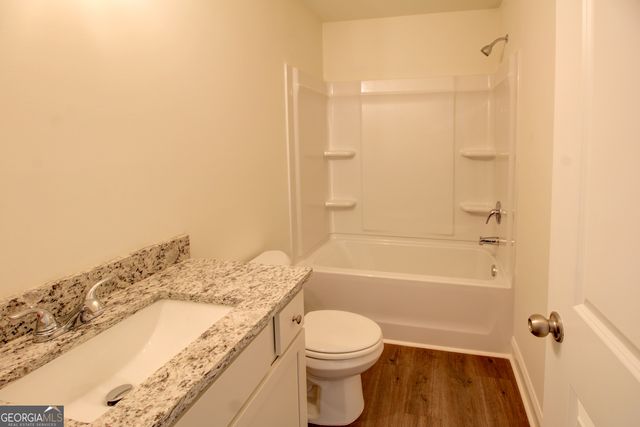 41 Woodland Road, Covington, GA 30016