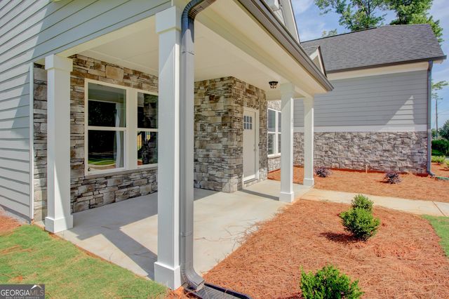 41 Woodland Road, Covington, GA 30016