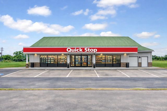 8458 Fm 1960, Dayton, TX 77535