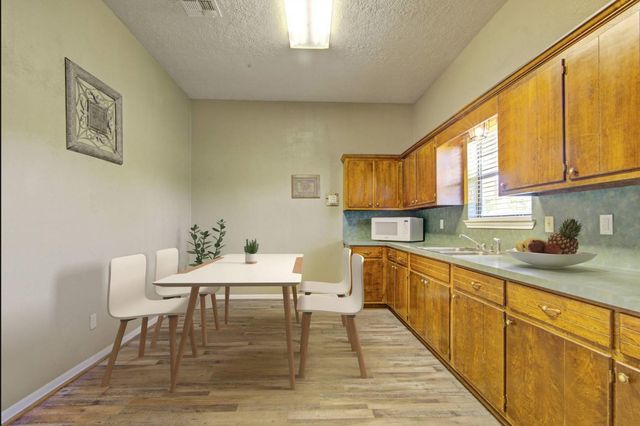 8458 Fm 1960, Dayton, TX 77535