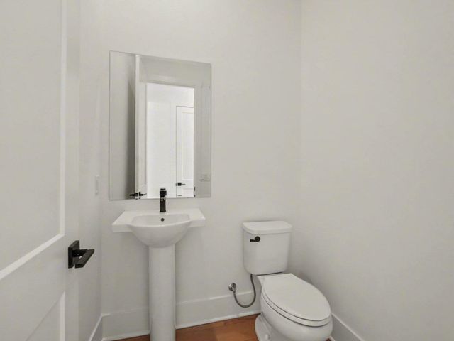 195 Acer Court, Ann Arbor, MI 48105