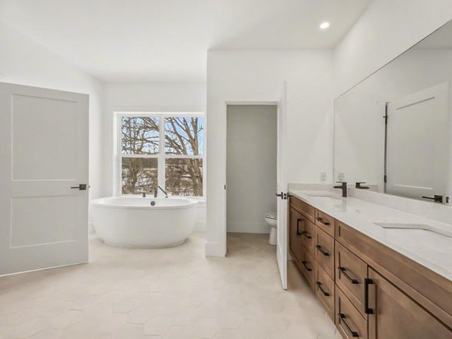 195 Acer Court, Ann Arbor, MI 48105