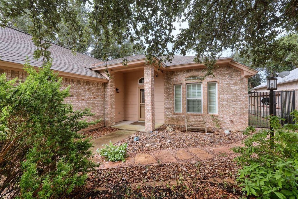 177 Whistlers Cove, Rockport, TX 78382 — photo 2
