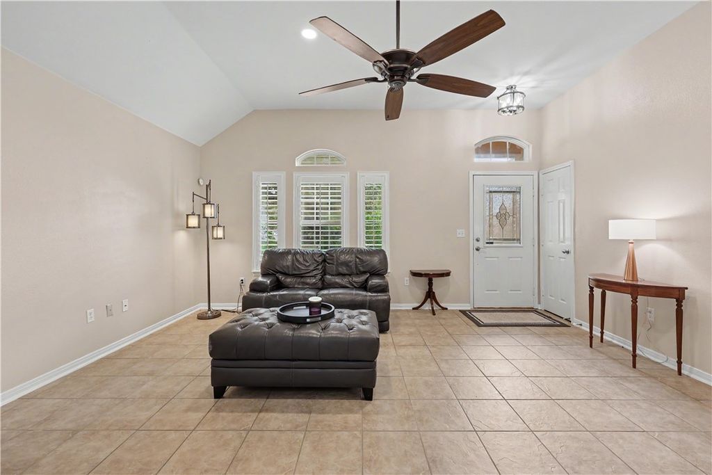 177 Whistlers Cove, Rockport, TX 78382 — photo 3