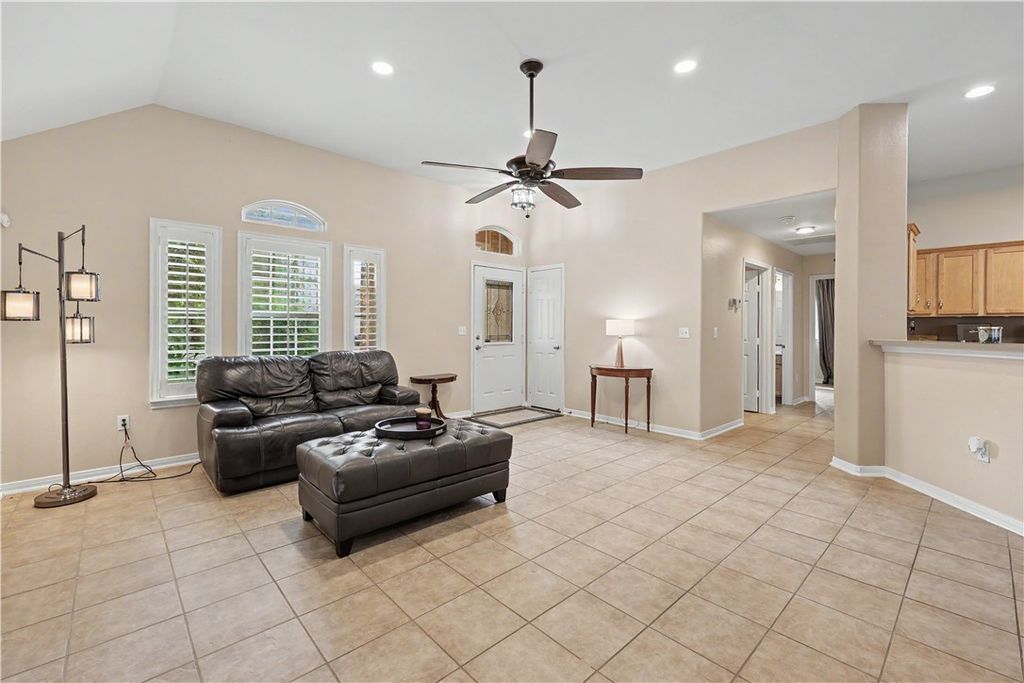 177 Whistlers Cove, Rockport, TX 78382 — photo 5