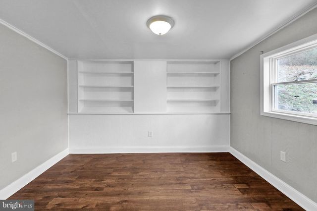 332 W SAVORY ST, Pottsville, PA 17901