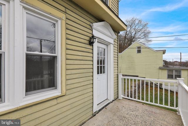 332 W SAVORY ST, Pottsville, PA 17901