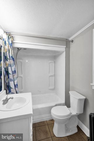 332 W SAVORY ST, Pottsville, PA 17901