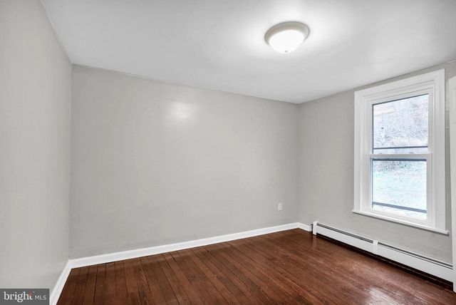 332 W SAVORY ST, Pottsville, PA 17901