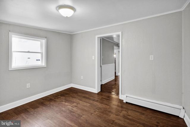 332 W SAVORY ST, Pottsville, PA 17901