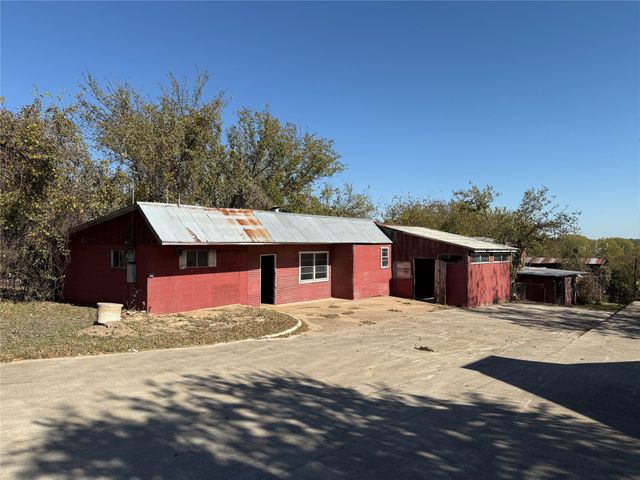 1102 Chilton Street, Weatherford, TX 76086