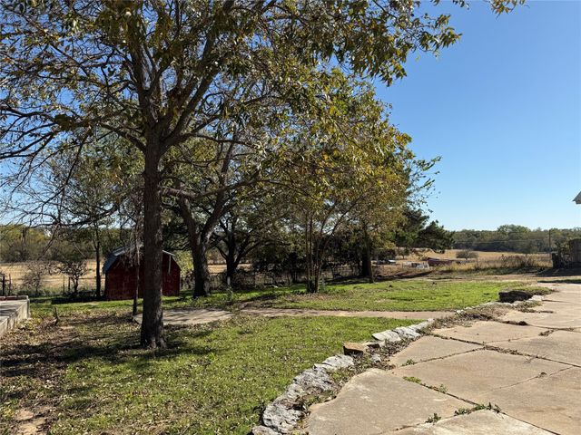 1102 Chilton Street, Weatherford, TX 76086