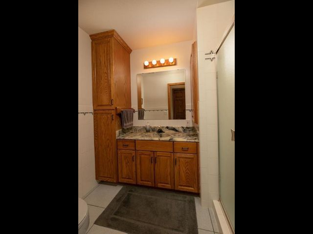 2129 E Heights Lane NE, Rochester, MN 55906