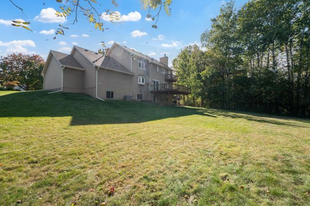 2129 E Heights Lane NE, Rochester, MN 55906