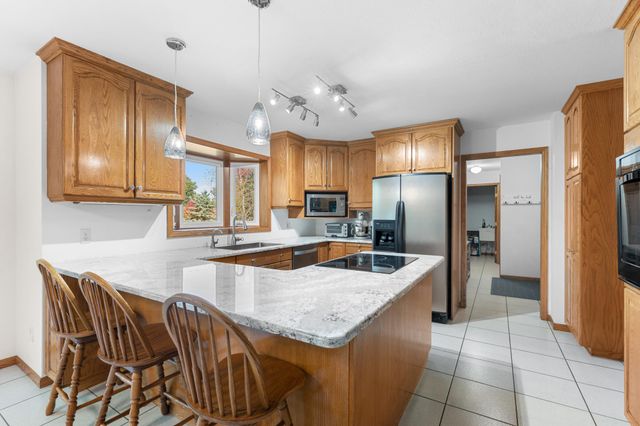 2129 E Heights Lane NE, Rochester, MN 55906