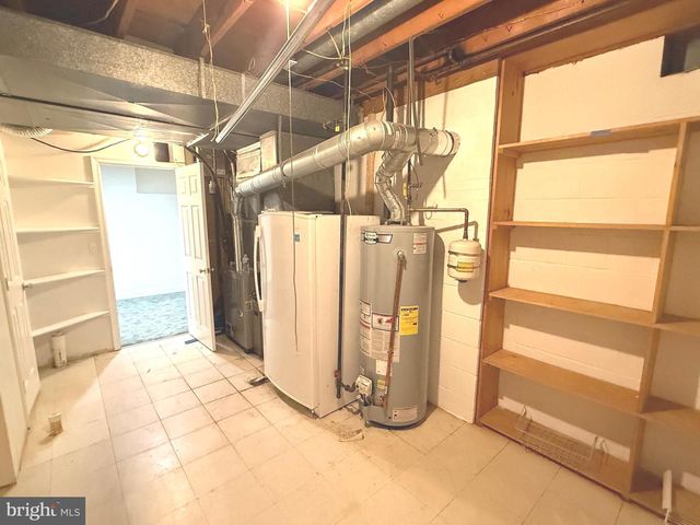 11512 LE HAVRE DR, Potomac, MD 20854