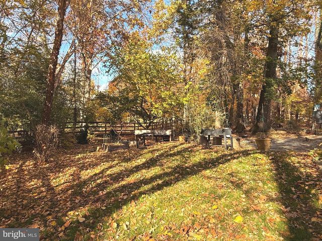 11512 LE HAVRE DR, Potomac, MD 20854