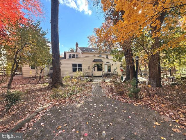 11512 LE HAVRE DR, Potomac, MD 20854