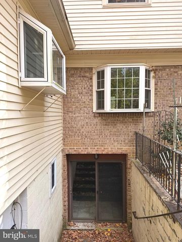 11512 LE HAVRE DR, Potomac, MD 20854