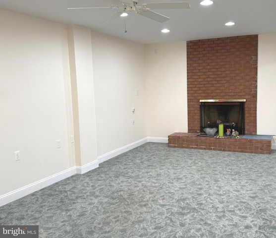 11512 LE HAVRE DR, Potomac, MD 20854