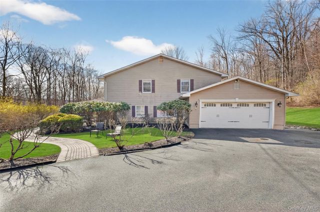 155 Roselawn Road, Highland Mills, NY 10930