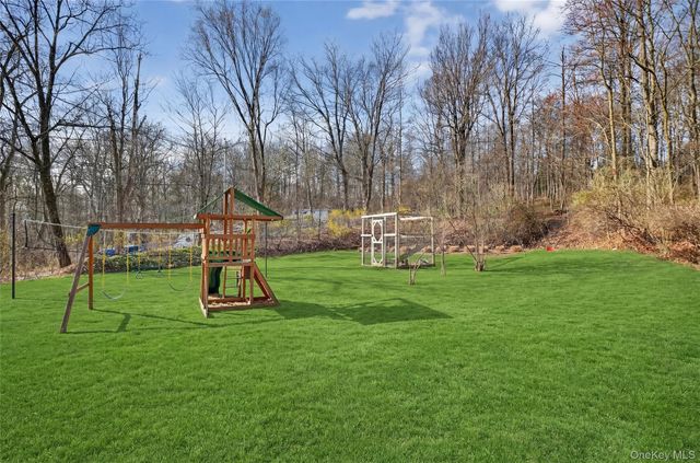 155 Roselawn Road, Highland Mills, NY 10930