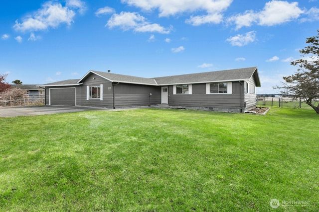 335 SW 4th Avenue, Oak Harbor, WA 98277