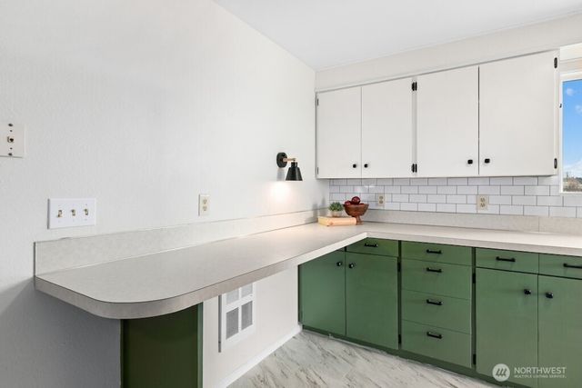 335 SW 4th Avenue, Oak Harbor, WA 98277