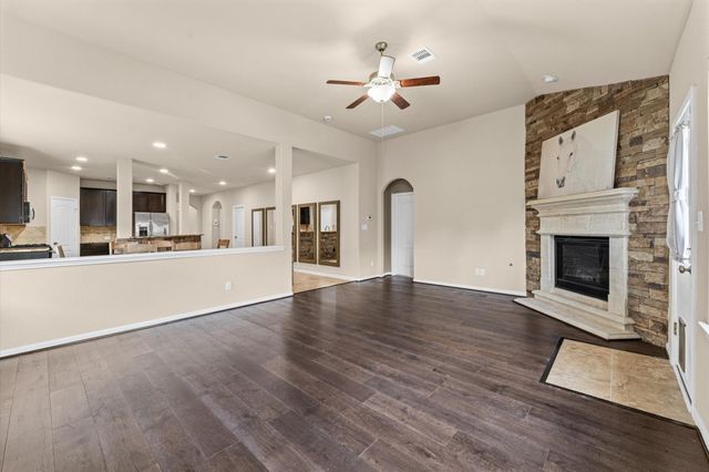 9974 Stone Creek Lane, Brookshire, TX 77423
