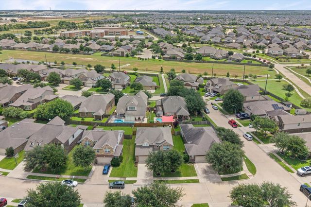 9974 Stone Creek Lane, Brookshire, TX 77423
