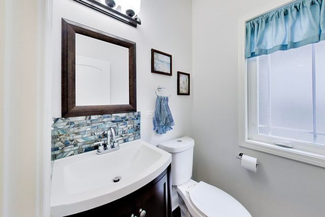 2819 Cuyler Avenue, Berwyn, IL 60402