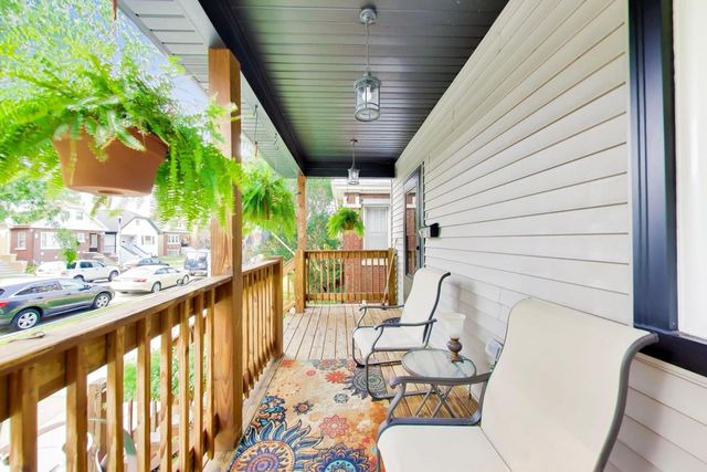 2819 Cuyler Avenue, Berwyn, IL 60402
