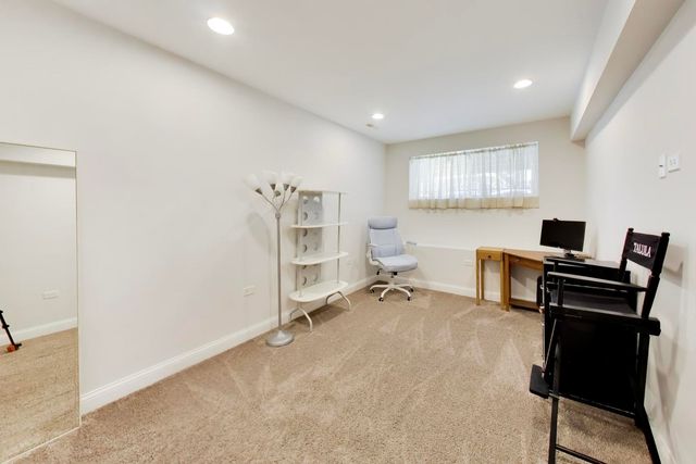 2819 Cuyler Avenue, Berwyn, IL 60402