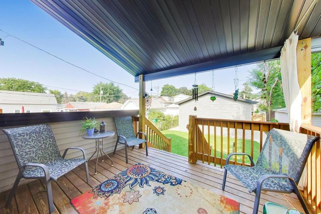 2819 Cuyler Avenue, Berwyn, IL 60402