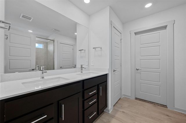 136 NEW HAVEN Ave, San Marcos, TX 78666