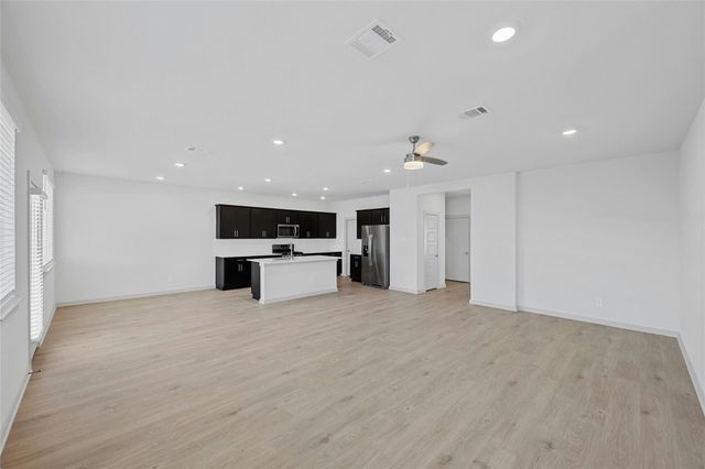 136 NEW HAVEN Ave, San Marcos, TX 78666