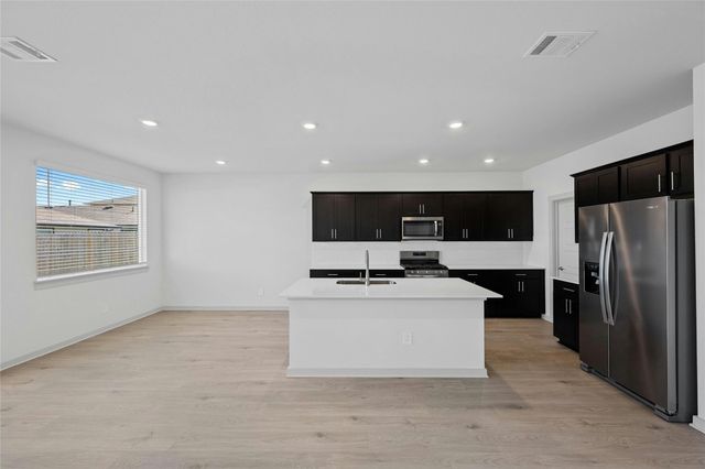 136 NEW HAVEN Ave, San Marcos, TX 78666