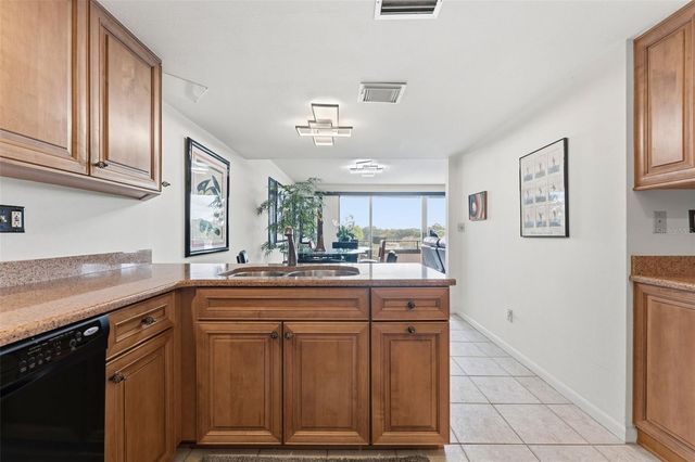 3021 COUNTRYSIDE BOULEVARD 44A, Clearwater, FL 33761