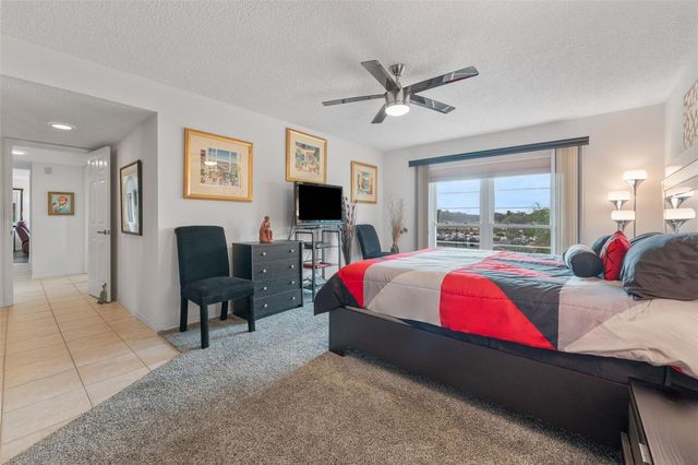 3021 COUNTRYSIDE BOULEVARD 44A, Clearwater, FL 33761