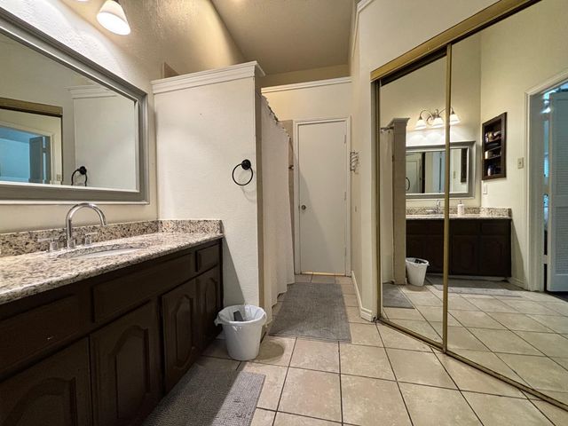 2125 Rose Cliff Lane, Carrollton, TX 75007