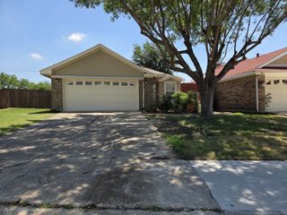 2125 Rose Cliff Lane, Carrollton, TX 75007
