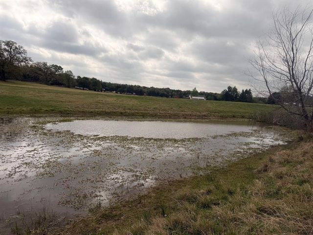 2548 County Road 2690, Alvord, TX 76225