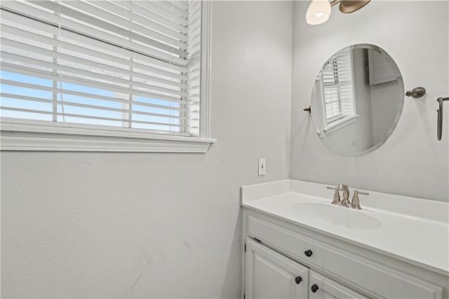 1092 Main Street, Centerton, AR 72719