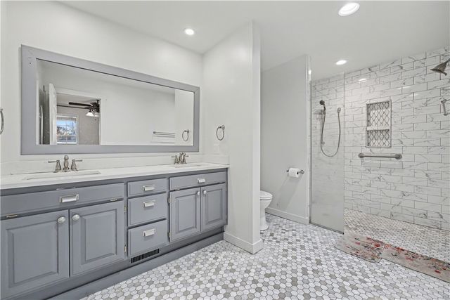 1092 Main Street, Centerton, AR 72719