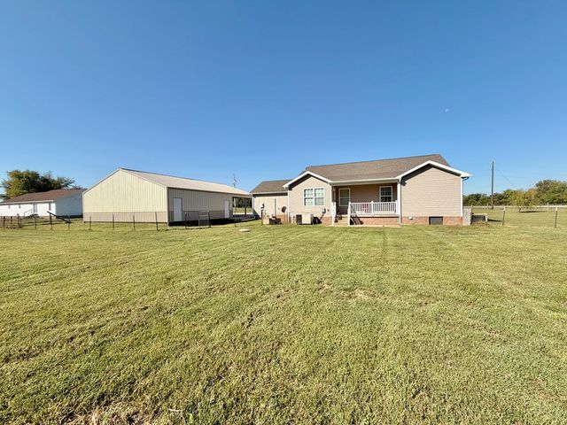 1240 Newton Lane, Oak Grove, KY 42262