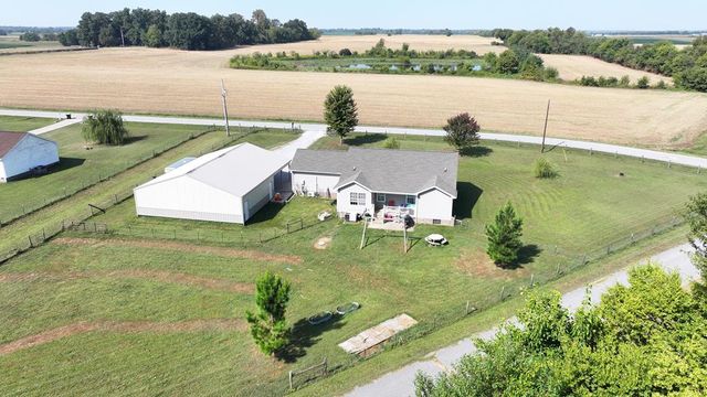 1240 Newton Lane, Oak Grove, KY 42262